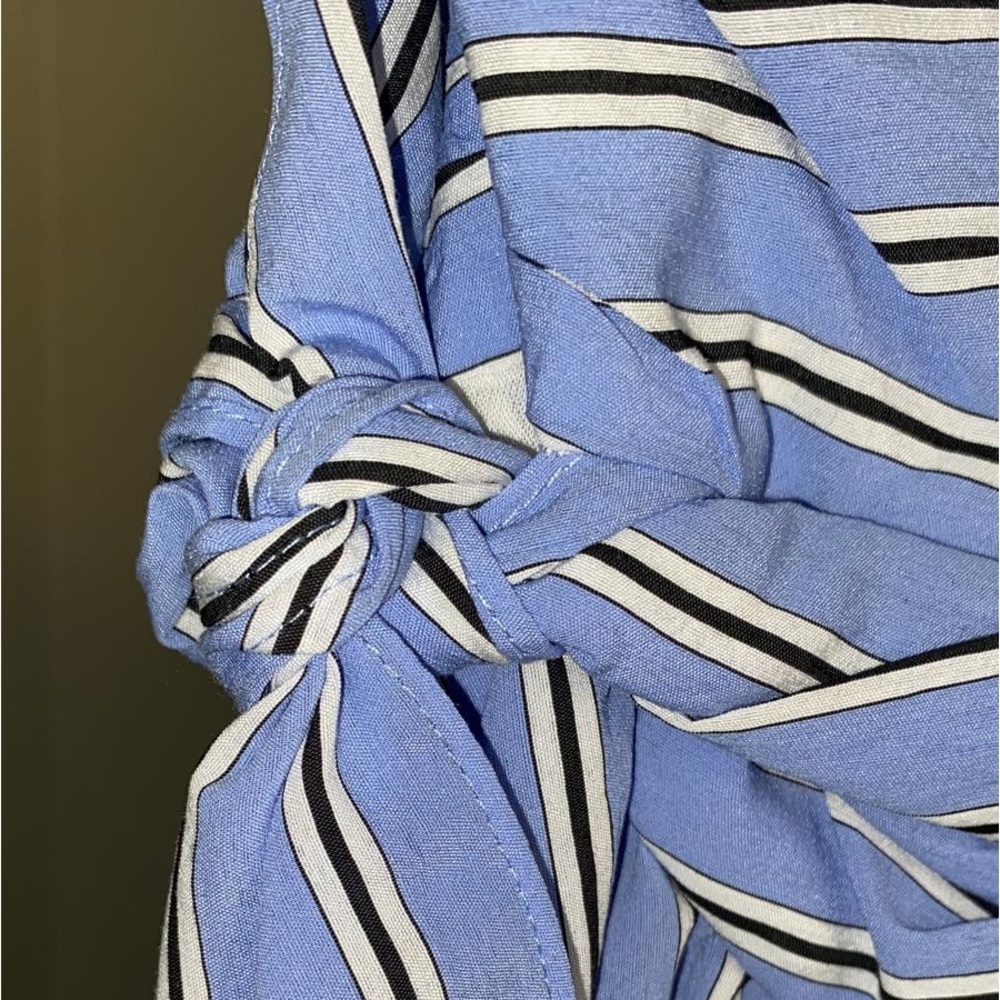 Shoulder Light Blue Cabrera Striped Poplin - Picture 5 of 15